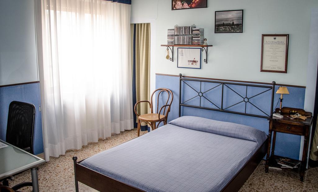 B&B Royal Palace Room Казерта Номер фото